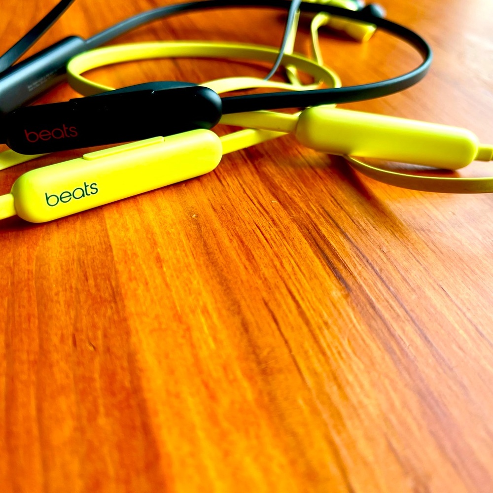 A2295 Beats Flex by Dre TWO pairs.